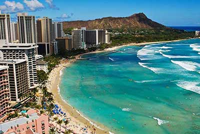 Waikiki beach and Diamond Head in Honolulu